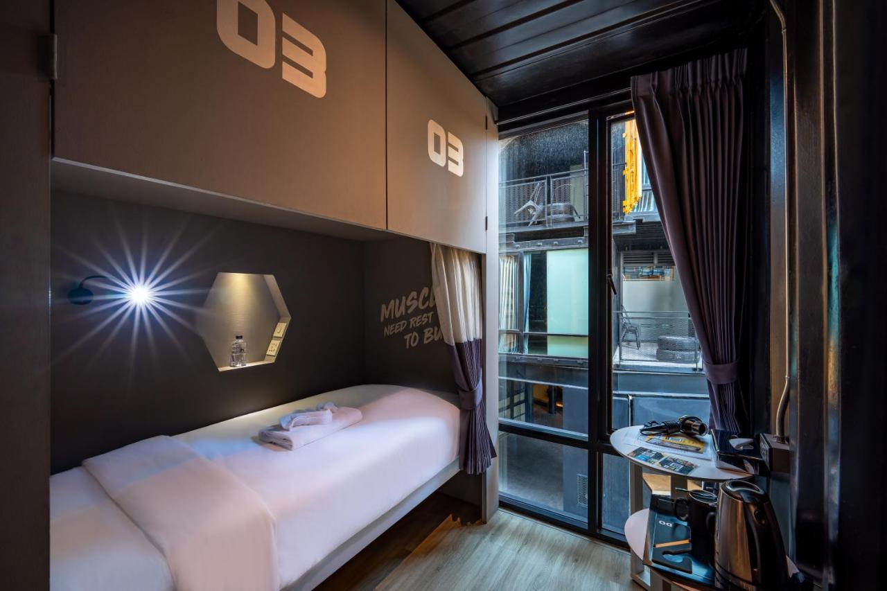 Hivetel Hotell Chalong Exteriör bild