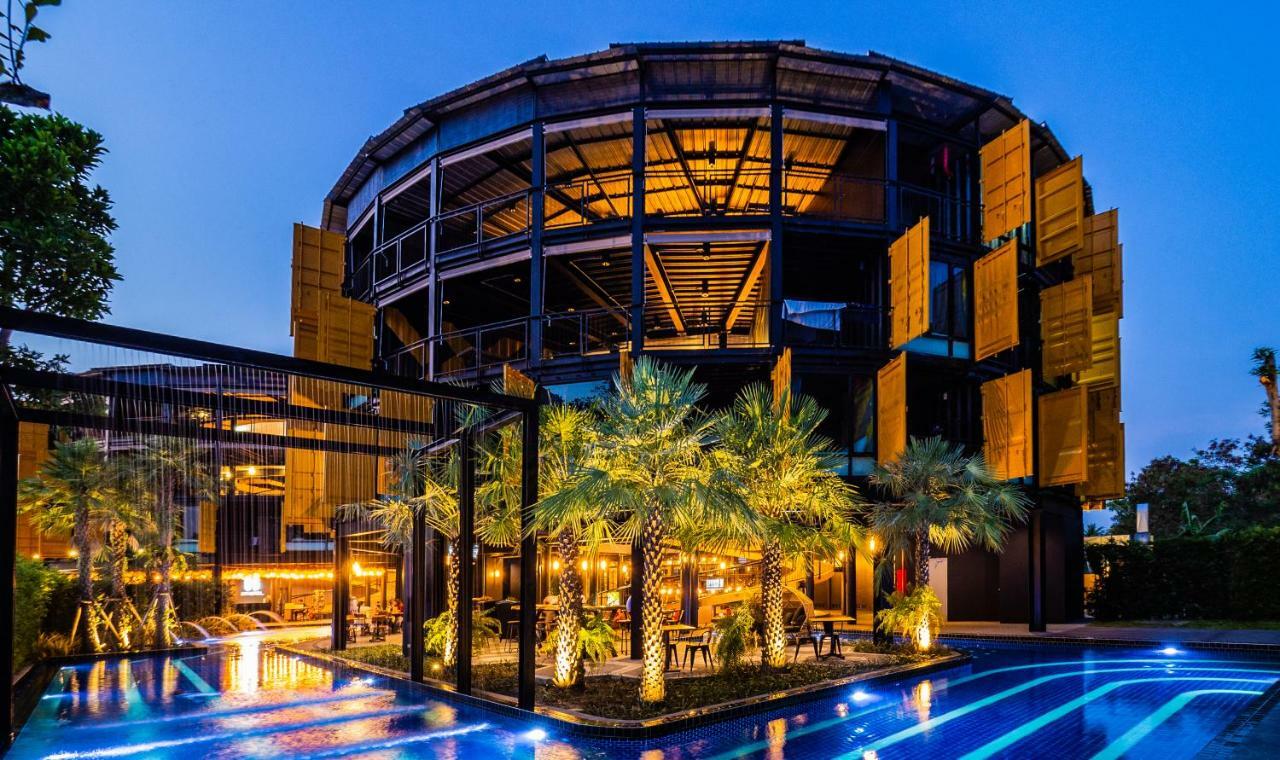 Hivetel Hotell Chalong Exteriör bild